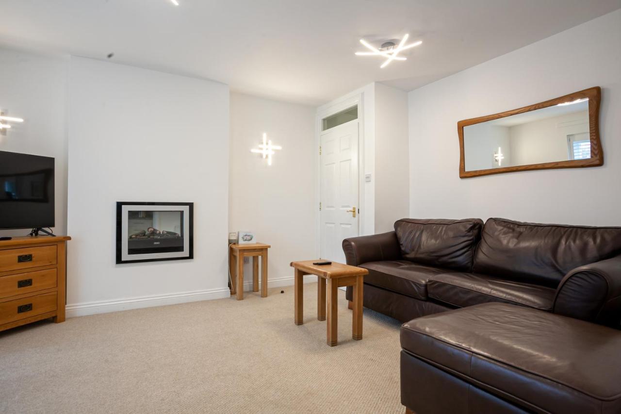 Keswick Ground Floor Apartment With Parking المظهر الخارجي الصورة